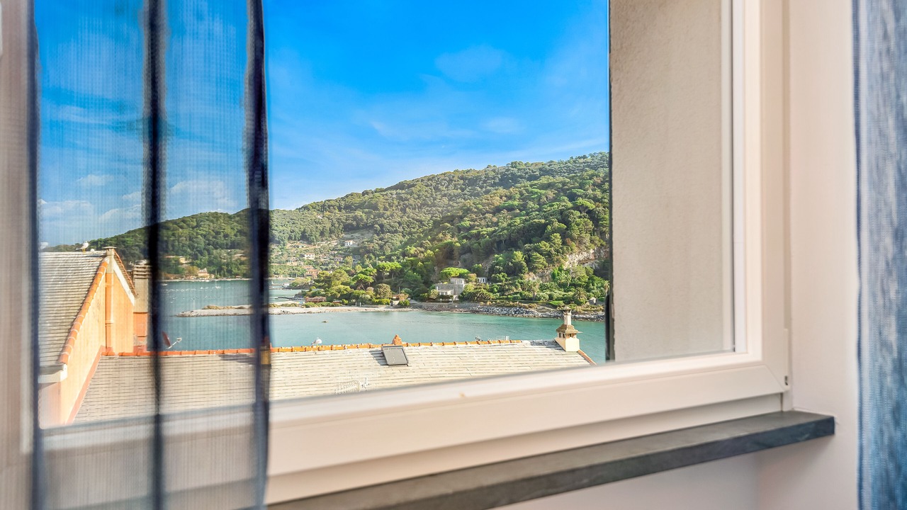 Photo of Bedroom in Portovenere