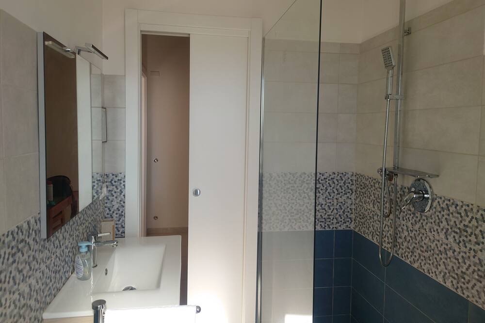 Photo of Bathroom in Bagnoli