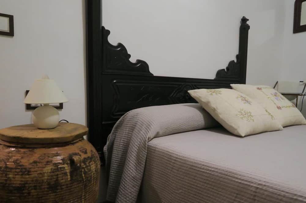 Photo of Bedroom in Falset