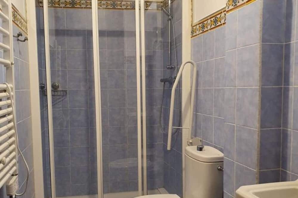 Photo of Bathroom in Falset