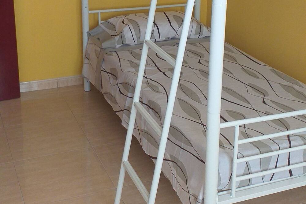 Photo of Bedroom in Besalu