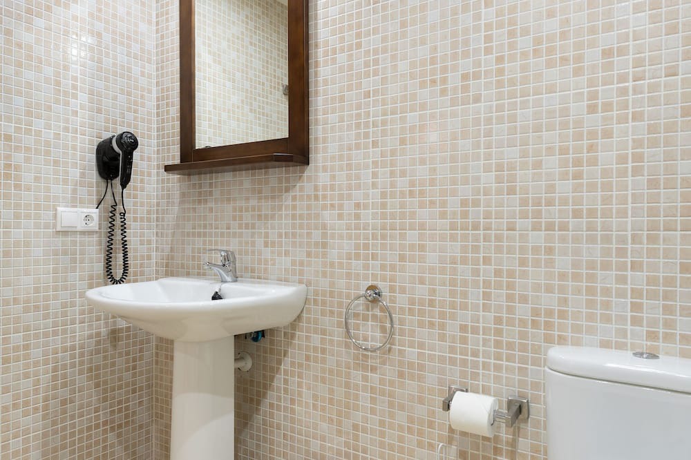Photo of Bathroom in Gudar