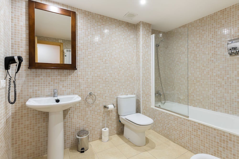 Photo of Bathroom in Gudar