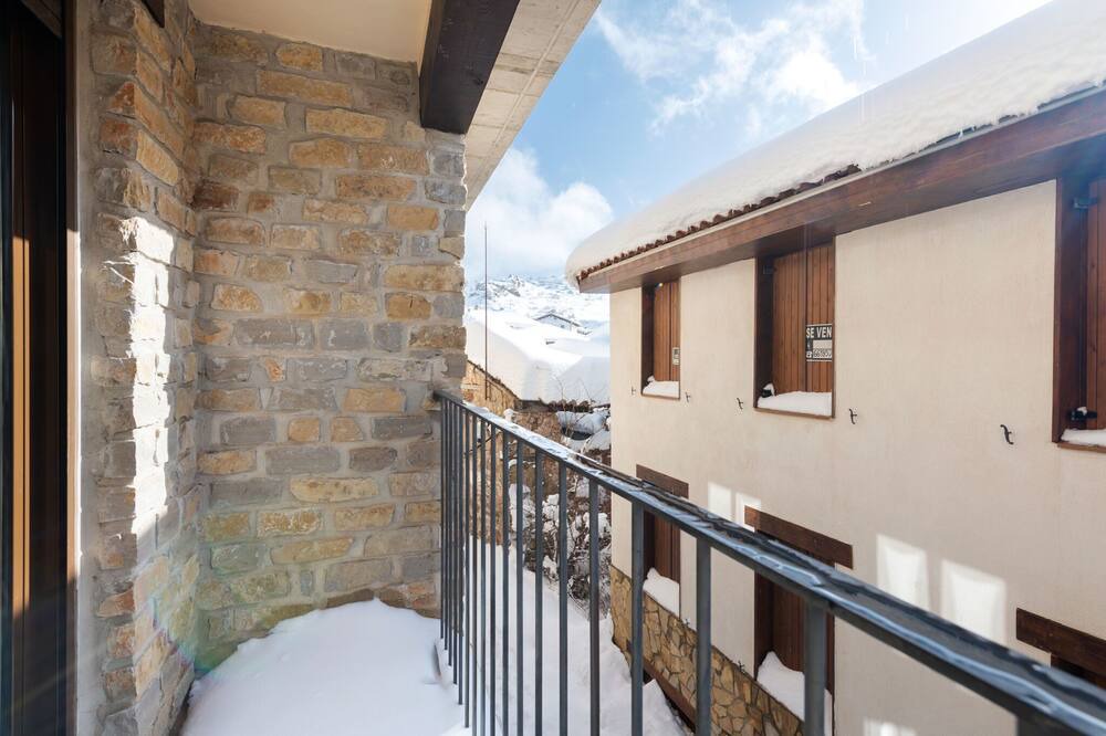 Photo of Patio Balcony in Gudar