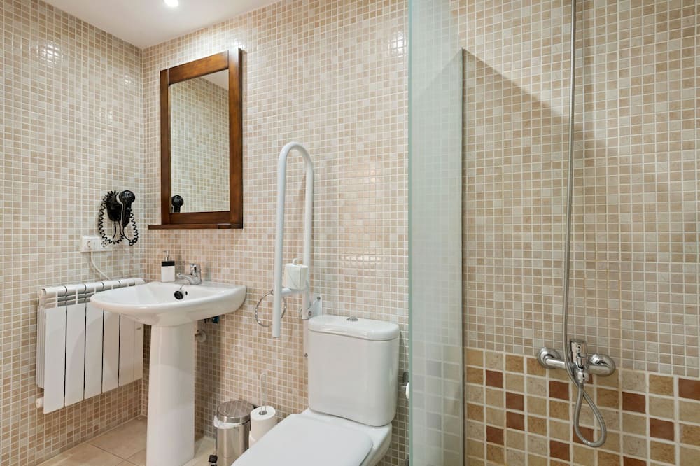 Photo of Bathroom in Gudar