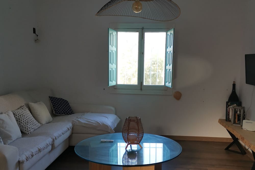 Photo of Livingroom in Pujaire