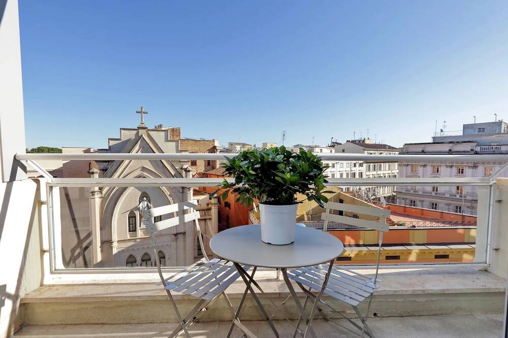 Photo of Patio Balcony in Rione XVIII Castro Pretorio