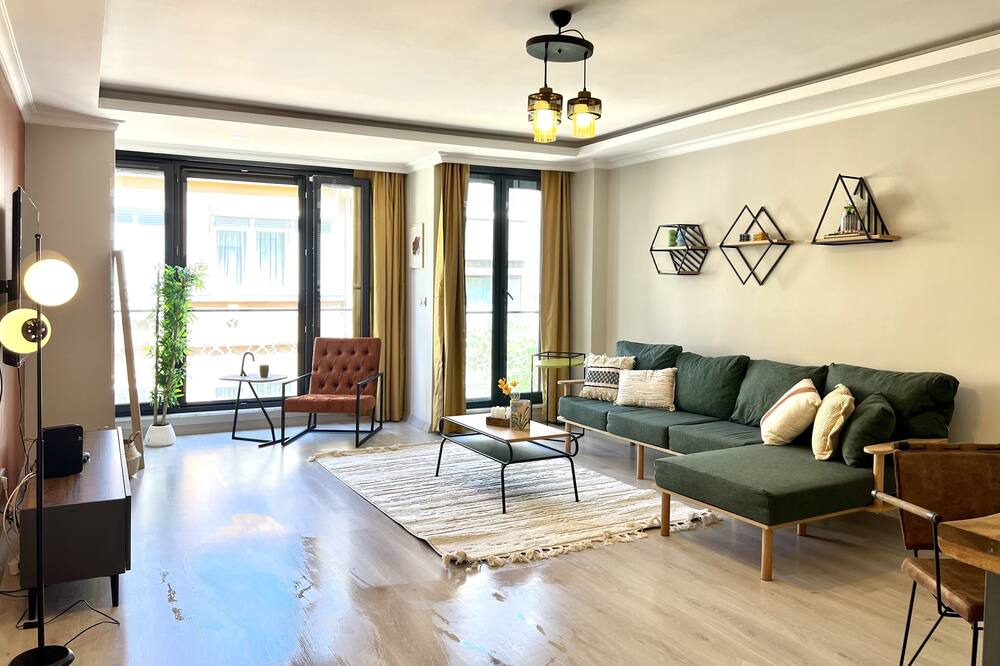 Photo of Livingroom in Cihangir