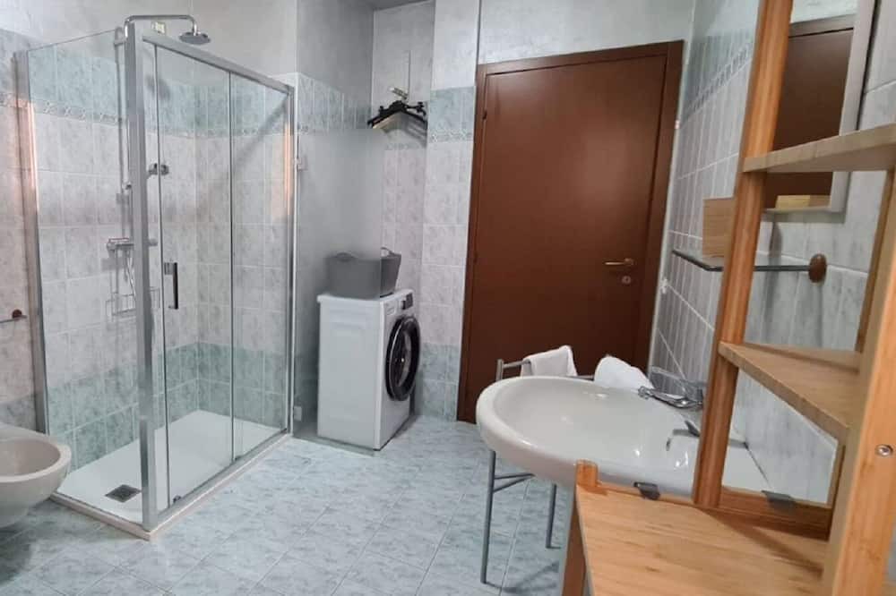 Photo of Bathroom in Predore