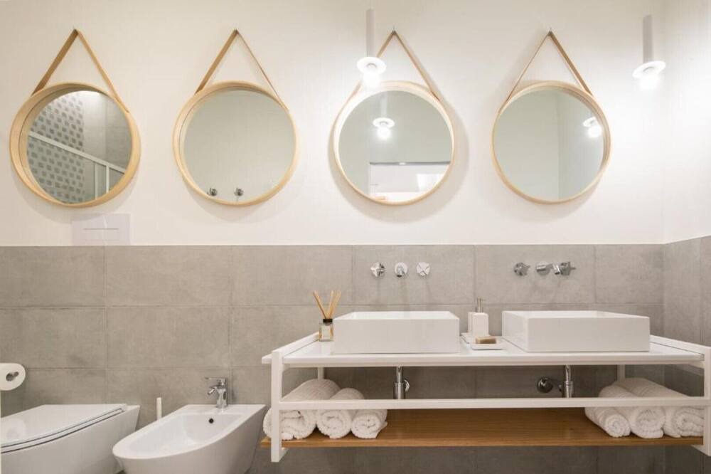 Photo of Bathroom in Sasso di Castalda
