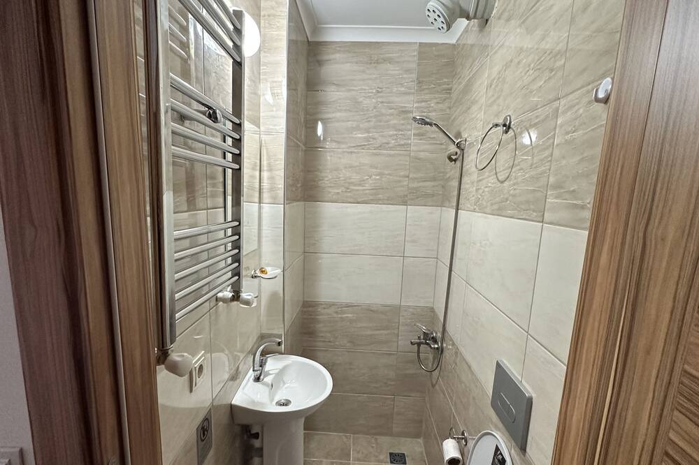 Photo of Bathroom in Macka