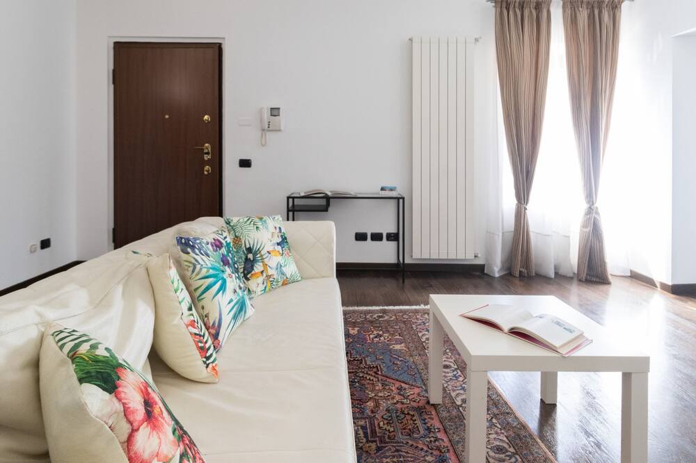 Photo of Livingroom in Cernusco sul Naviglio
