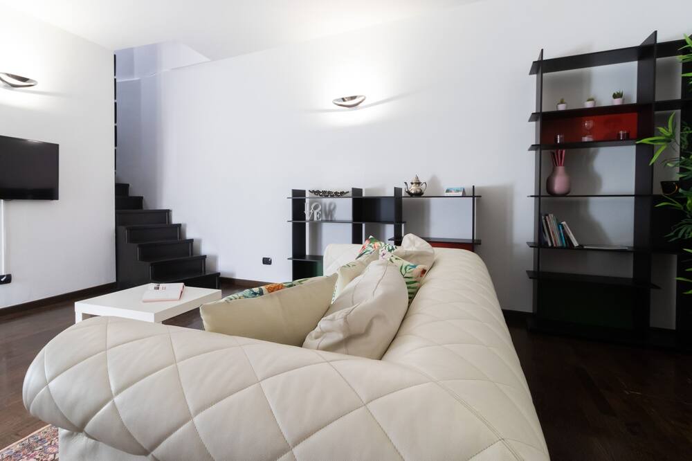 Photo of Livingroom in Cernusco sul Naviglio