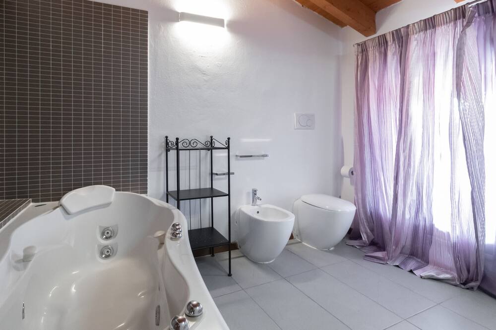Photo of Bathroom in Cernusco sul Naviglio