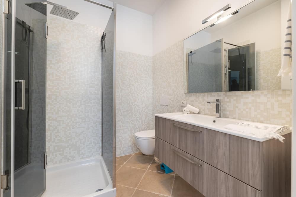 Photo of Bathroom in Borgagne