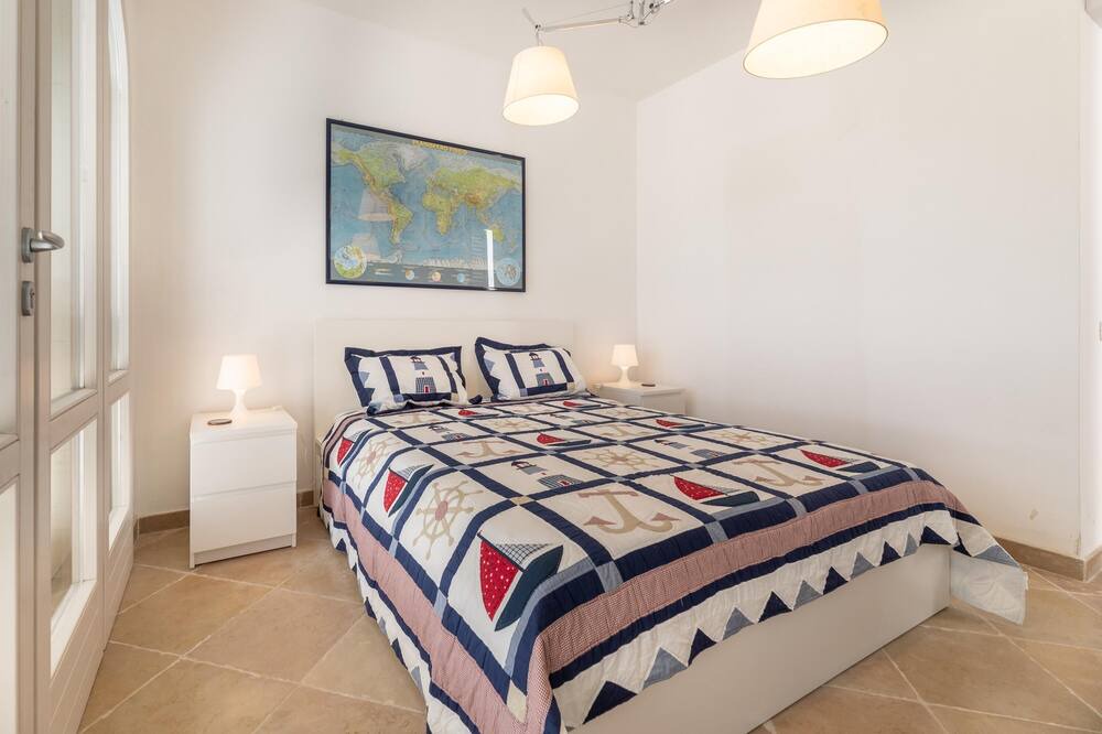 Photo of Bedroom in Borgagne