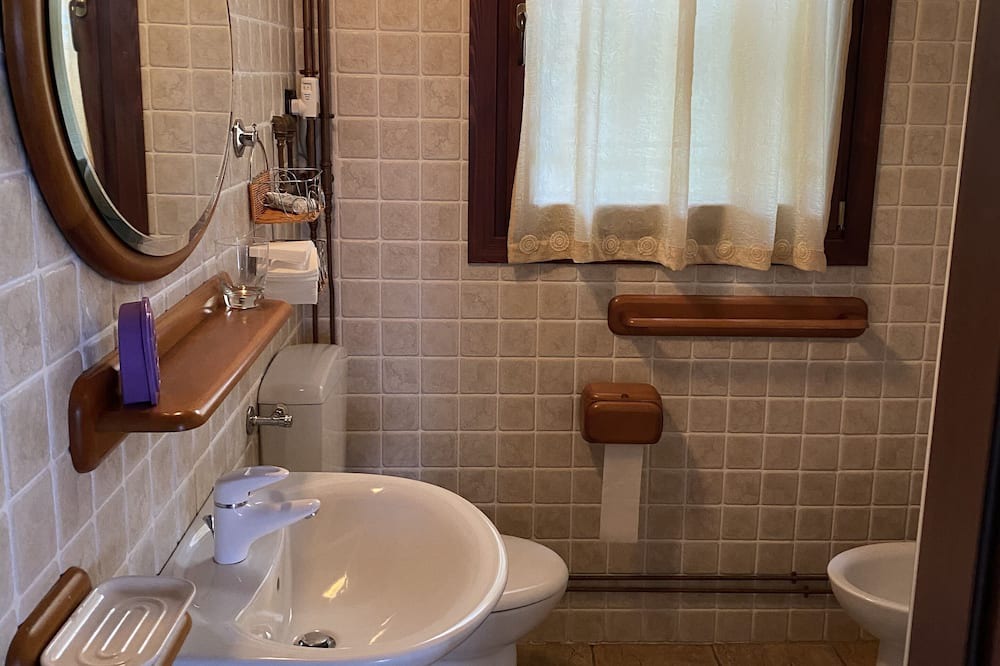 Photo of Bathroom in Teolo