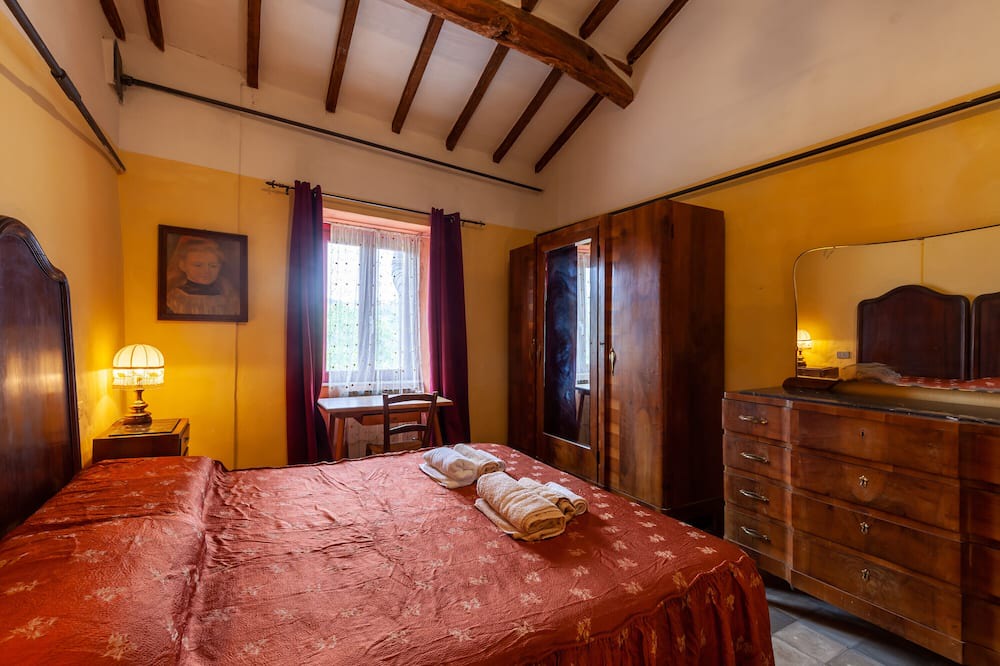Photo of Bedroom in Maglietola