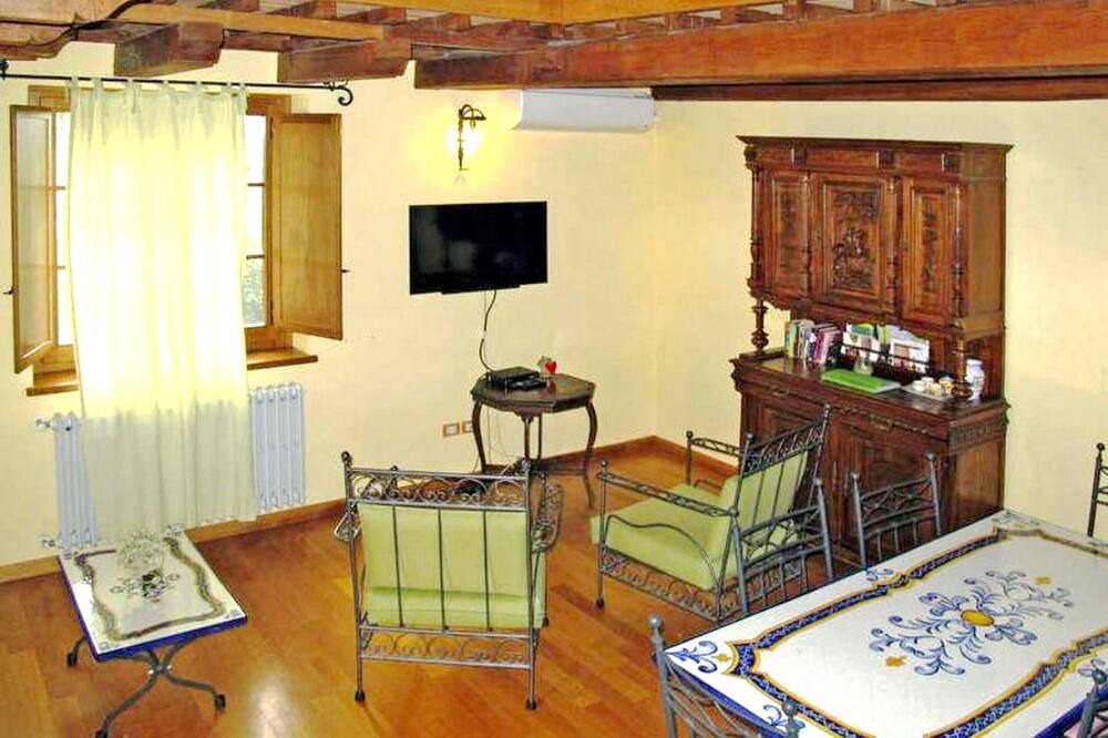 Photo of Livingroom in Ramazzano