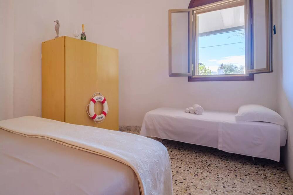 Photo of Bedroom in Torre Specchia Ruggeri