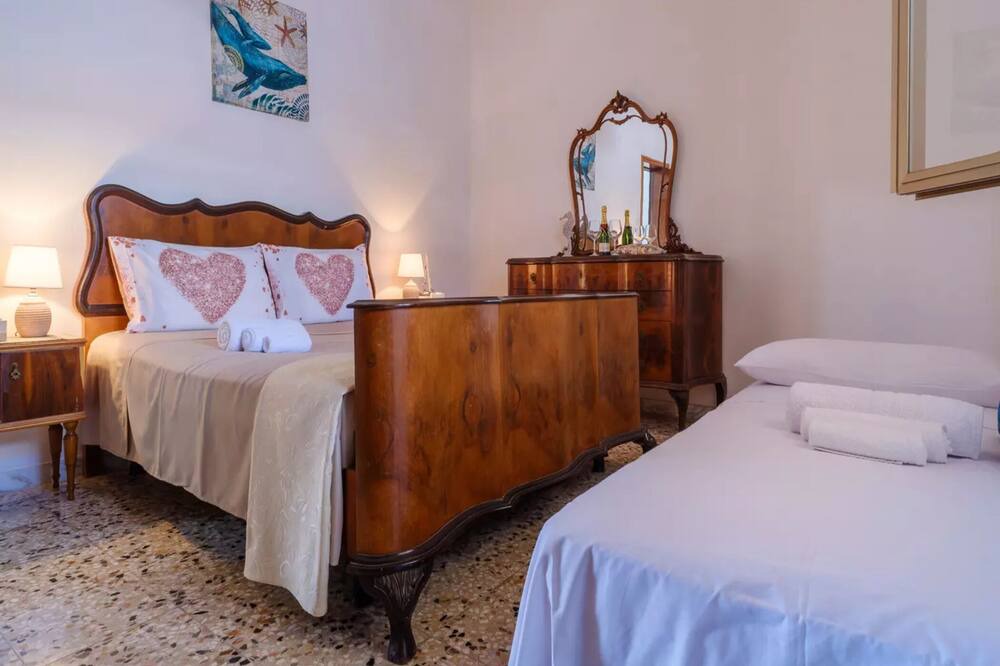 Photo of Bedroom in Torre Specchia Ruggeri
