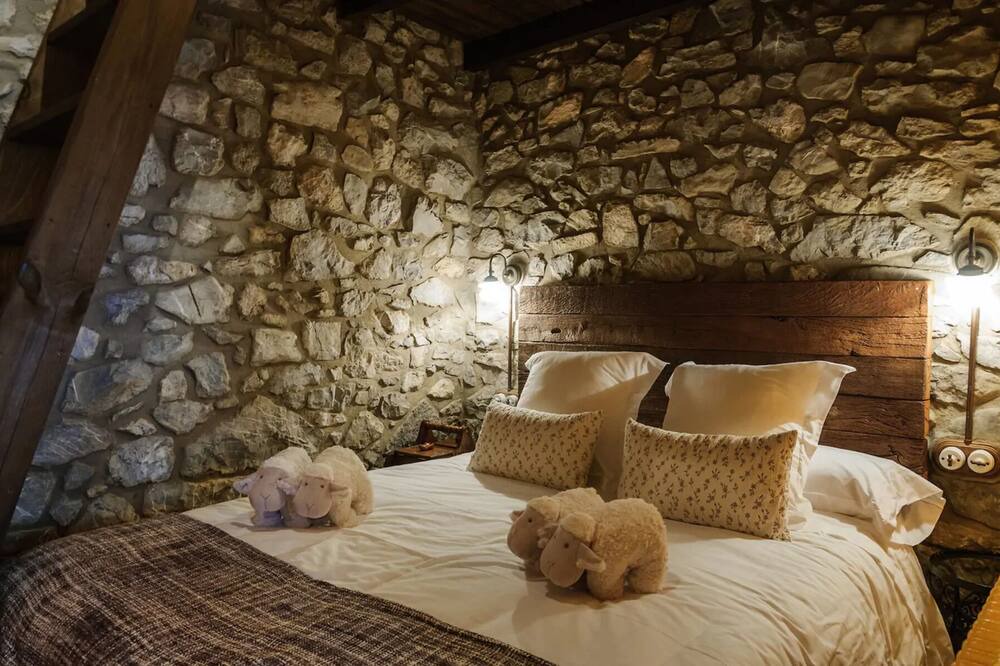 Photo of Bedroom in Montagut