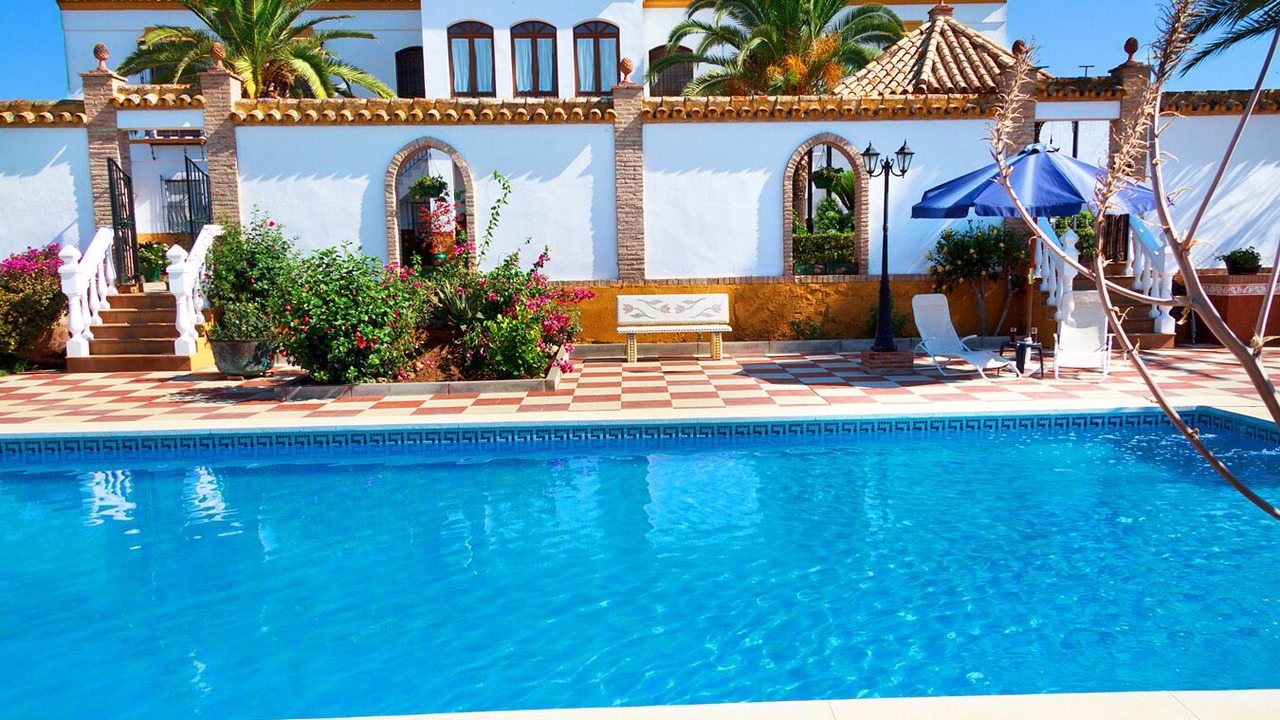 Photo of Outdoor in Lora Del Rio