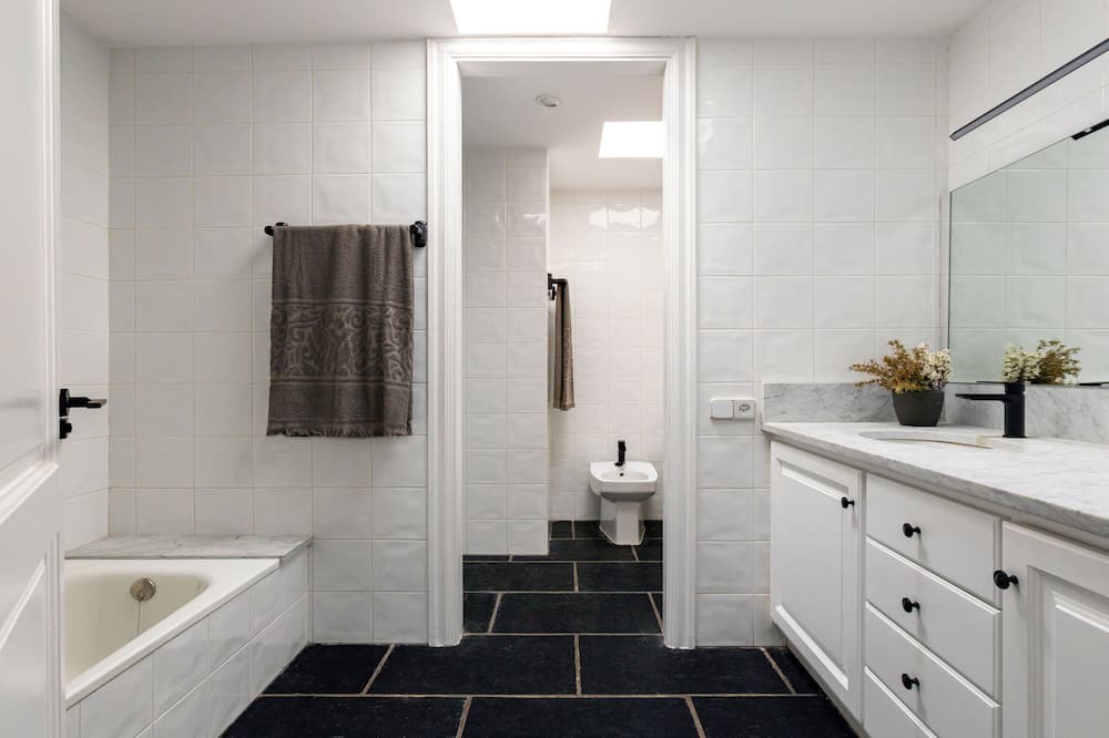 Photo of Bathroom in Castellcir
