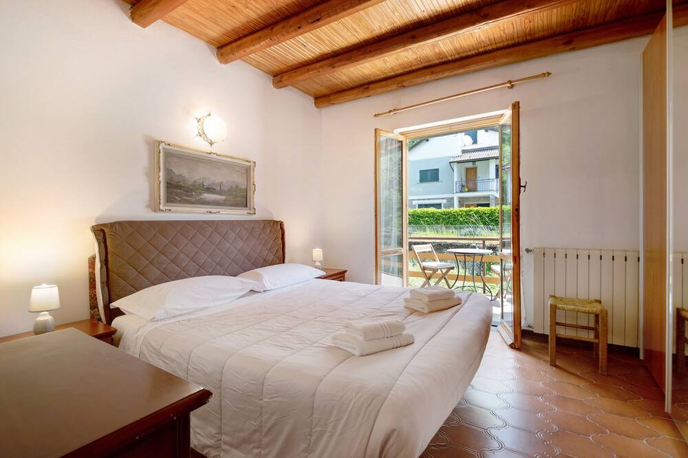 Photo of Bedroom in Borzonasca