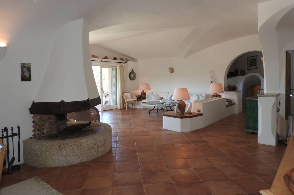 Photo of Livingroom in San Pantaleo
