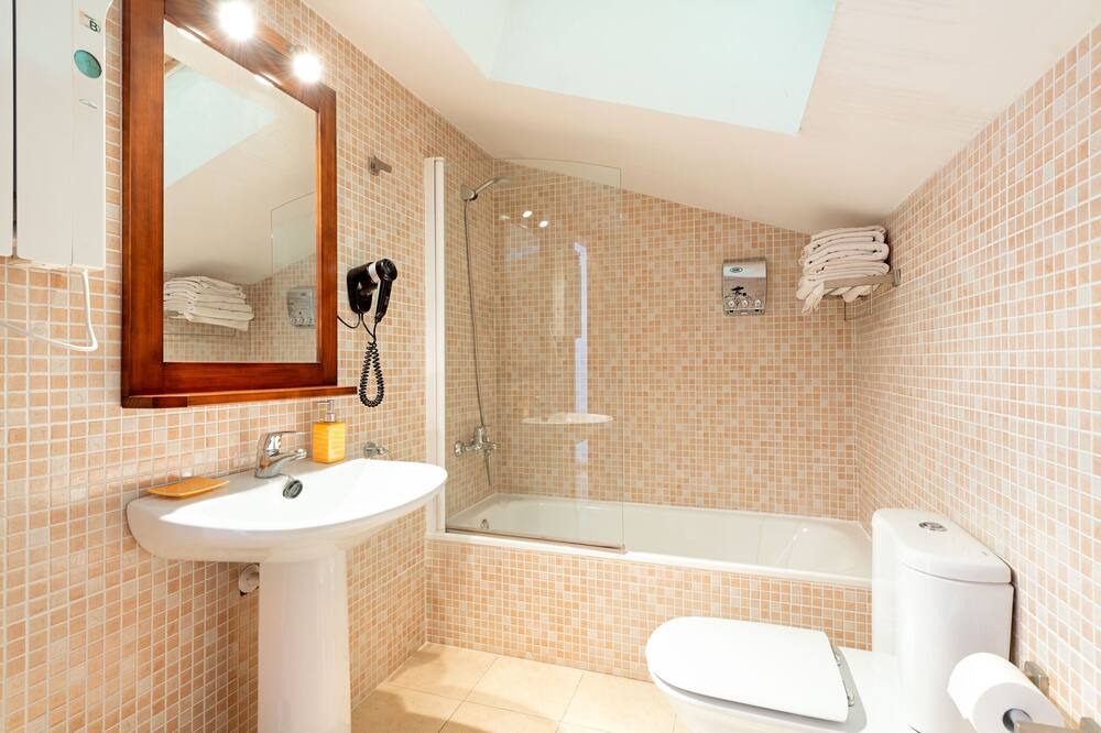 Photo of Bathroom in Gudar