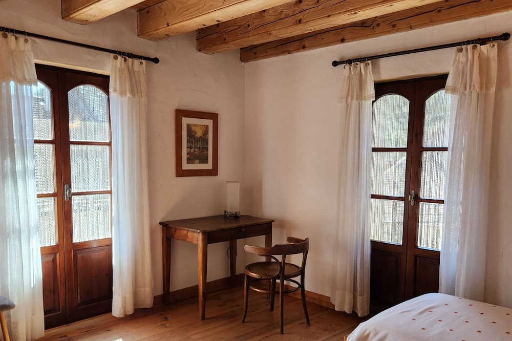 Photo of Bedroom in Fago