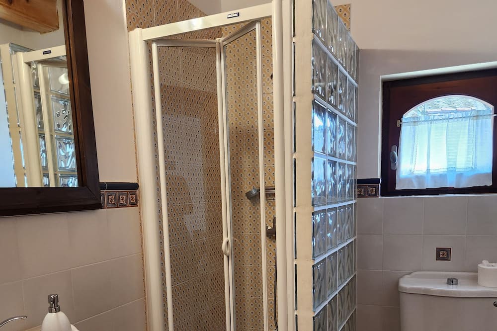 Photo of Bathroom in Fago