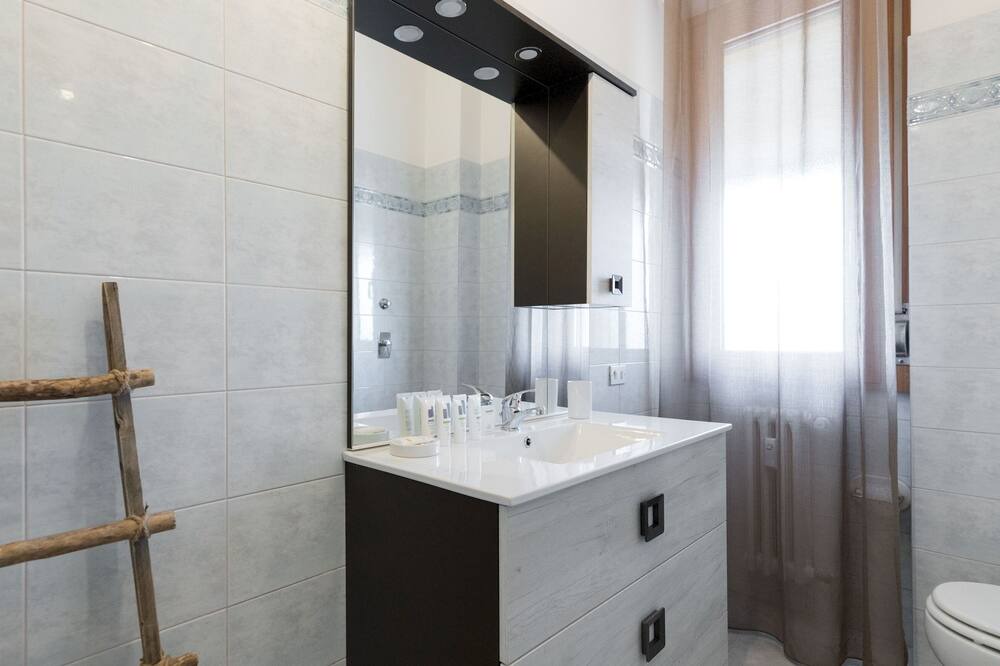 Photo of Bathroom in Piotello