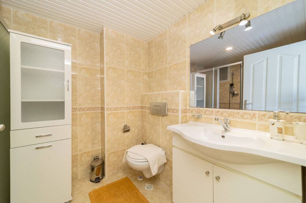 Photo of Bathroom in Tosmur Belediyesi