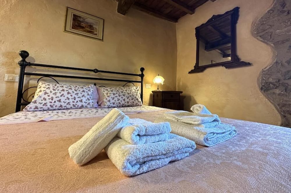 Photo of Bedroom in Artena