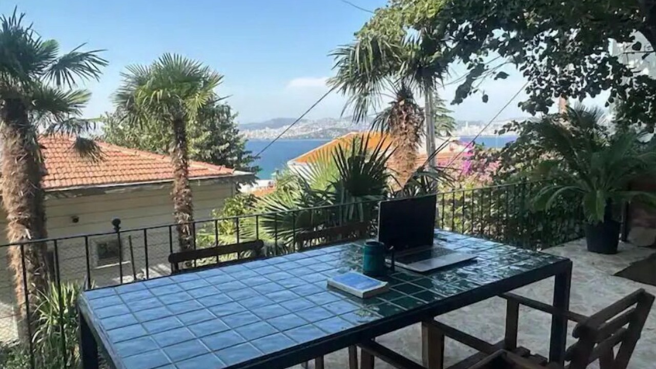 Photo of Outdoor in Adalar