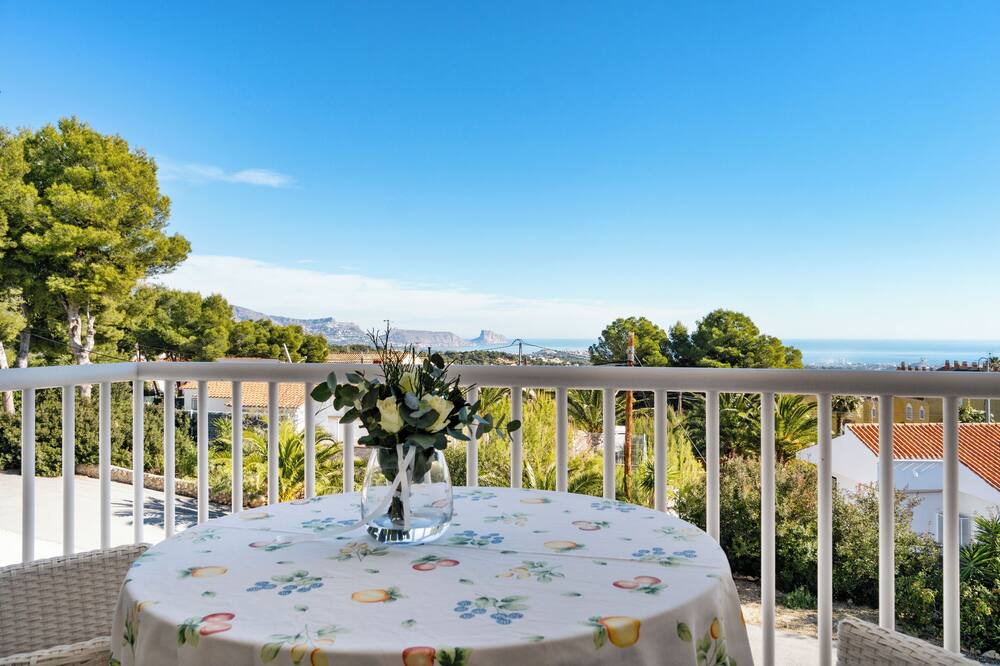 Photo of Patio Balcony in La Colina