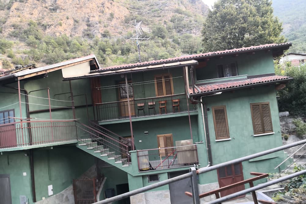 Photo of Outdoor in Susa