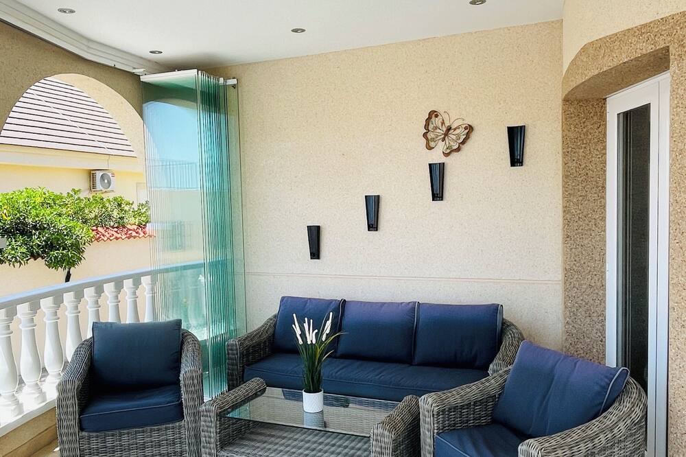 Photo of Patio Balcony in Quesada