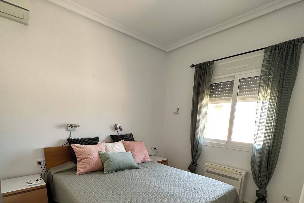 Photo of Bedroom in Quesada