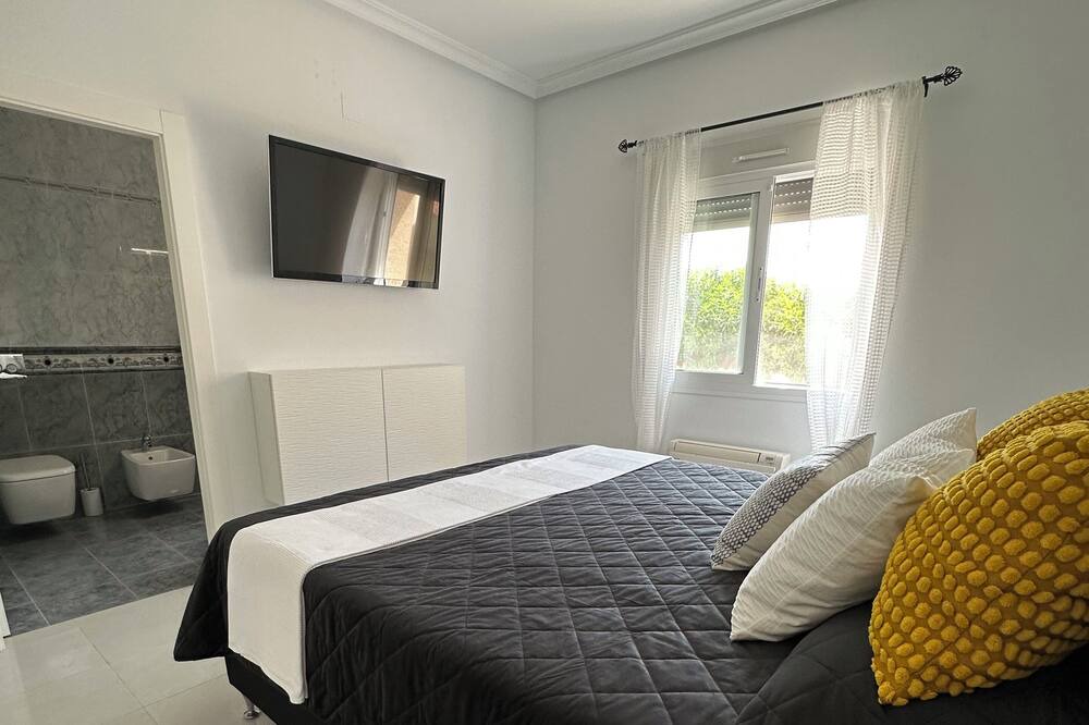 Photo of Bedroom in Quesada