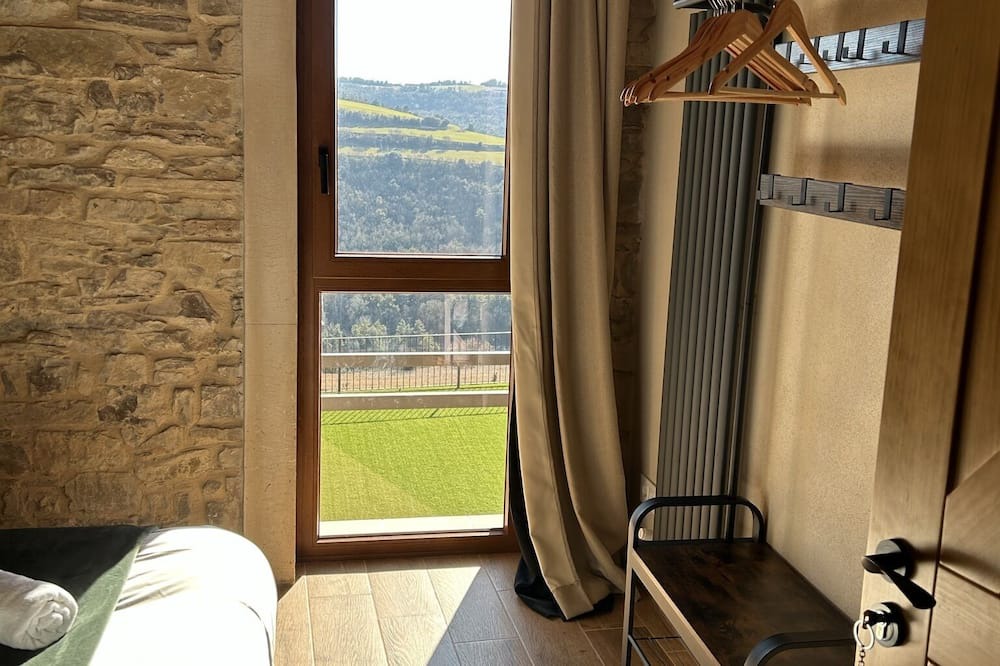 Photo of Bedroom in Llorac