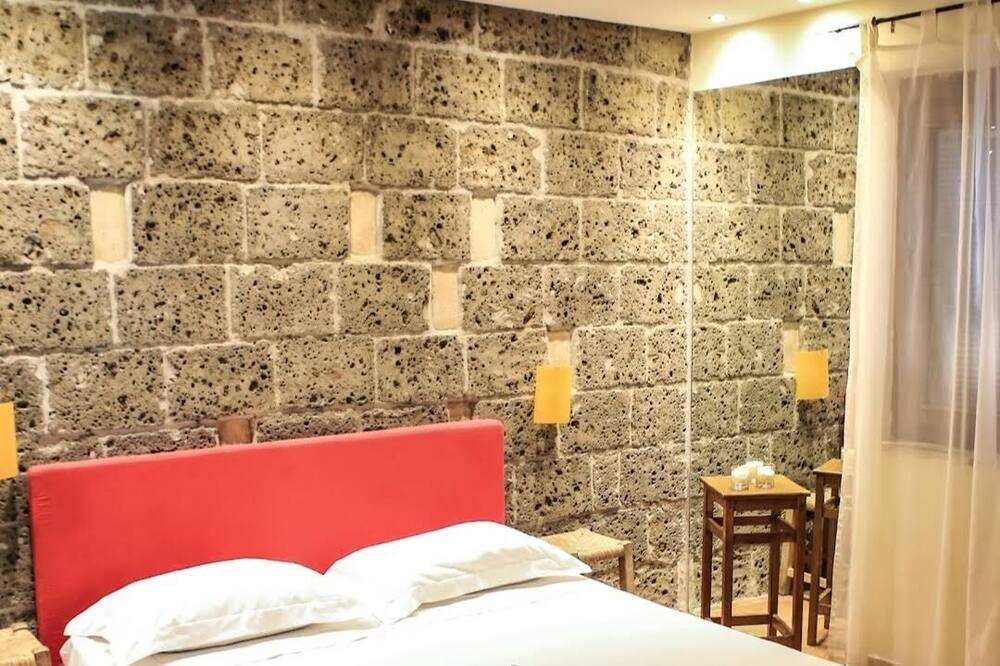Photo of Bedroom in Sessa Aurunca