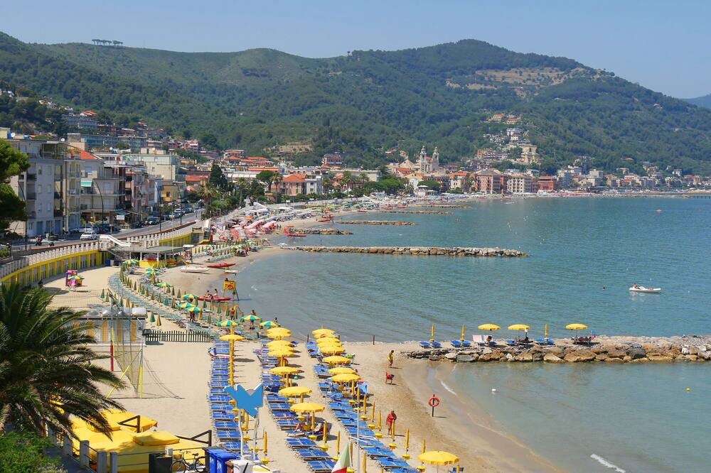 Photo of Others in Alassio
