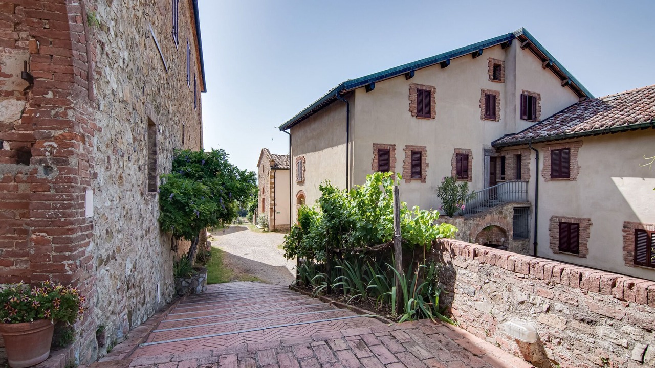 Photo of Outdoor in Santo