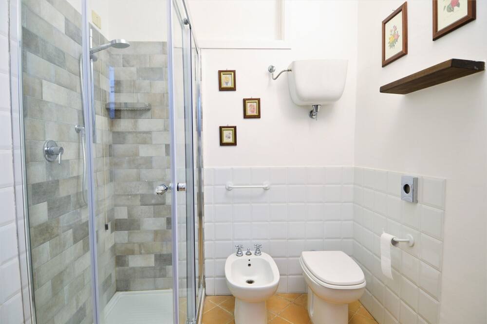 Photo of Bathroom in Collesanto