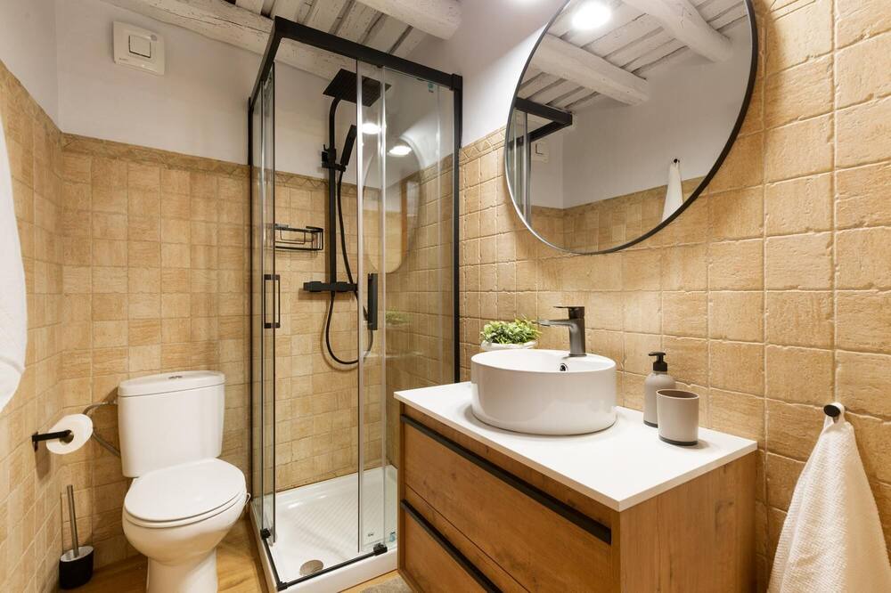 Photo of Bathroom in Jafre