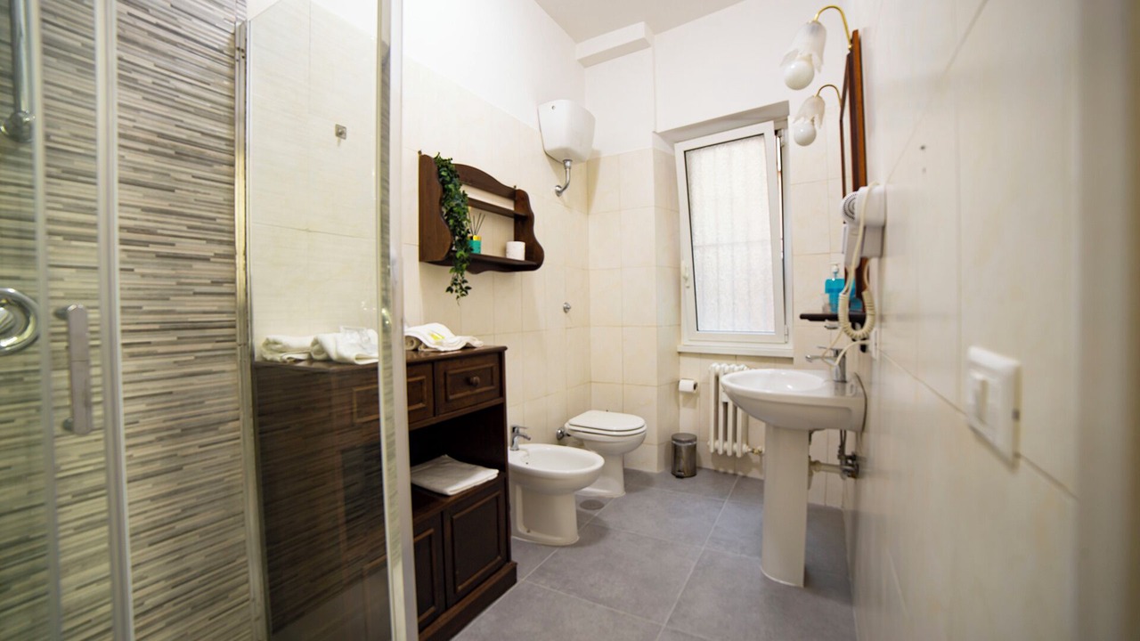 Photo of Bathroom in Quartiere XX Ardeatino