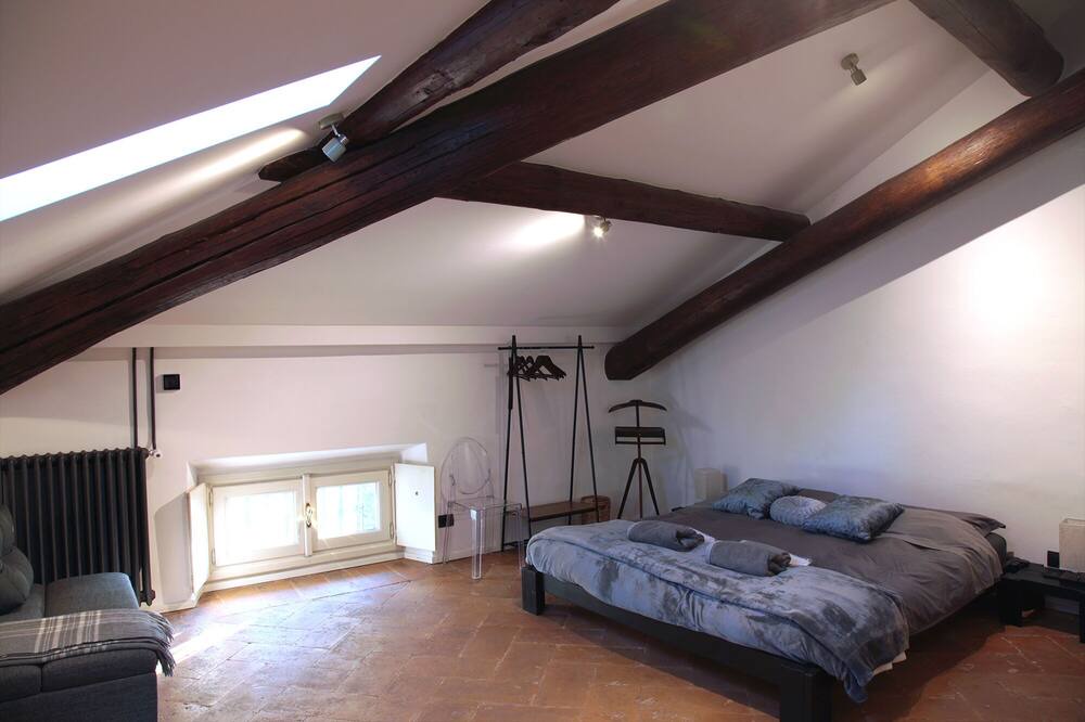 Photo of Bedroom in Canova